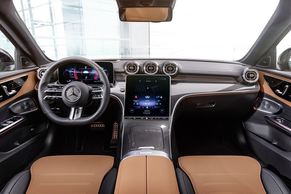 
								Mercedes C-Klasse full									